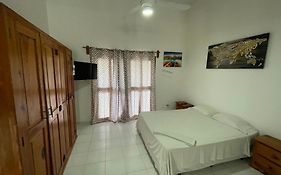 Boxy Villa Apartments